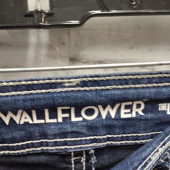 Wallflower Blue Ankle Cropped Jeans - Picture 2 of 5